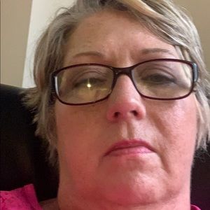 Meet your Posher, Dixie